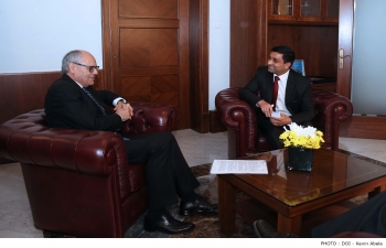 High Commissioner meeting  the Minister of Finance of Malta, H.E.Prof. Edward Scicluna, on 20th March, 2018.